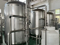 Machine de remplissage d'eau gazeuse industrielle 12000-15000 bph, machine de fabrication de boissons gazeuses