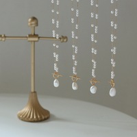 Bijoux faits à la main fermoir OT unique perle blanche délicate perle chaîne en acier inoxydable collier de perles d'eau douce pour les femmes