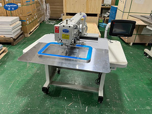 Máquina de Coser Programable Raynian-3520G para Empeines de Zapatos, Industria del Cuero y Maletería, Formación de Puntada de Cadena de Una Sola Aguja - Product Image 4