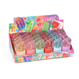 ลิปกลอสแฟชั่นน่ารักลายการ์ตูน ไอศกรีม บำรุงริมฝีปาก ฉ่ำวาว อวบอิ่ม ติดทนนาน สีธรรมชาติ เปลี่ยนสีได้  วีแกน - Product Image 4