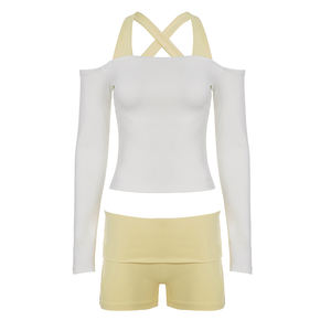 Nuevo Conjunto Deportivo de Yoga para Mujer al por Mayor con Bloques de Color, Cuello Halter y Hombros Descubiertos - Product Image 6
