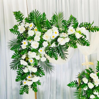 Rangkaian Bunga Peony Putih Buatan, Daun Palem Hijau, Hiasan Bunga untuk Pernikahan, Dekorasi Latar Belakang Bunga di Easel