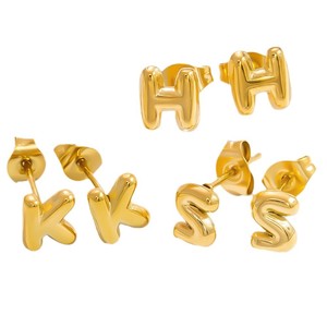 ต่างหูแบบติดหูทรงตัวอักษร ชุบทอง 18k สแตนเลสสตีล เครื่องประดับแฟชั่นสำหรับผู้หญิง - Product Image 5