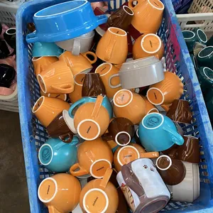 चीन कारखाने स्टॉक गर्म विक्रेता रंगीन मिश्रण मिट्टी Tableware खाने की थाली के लिए टन द्वारा बेचने होटल