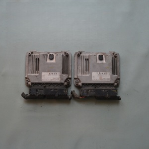 Piezas de Desguace de Automóviles de Segunda Mano, Placa de Computadora de Motor CC, Iguan Golf 06J906027BK MED17.5.2 - Product Image 2