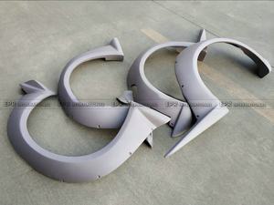 ชุดแต่งซุ้มล้อหน้า-หลัง แบบ Wide Body 5 ชิ้น สำหรับ NISSAN 350Z Z33 สไตล์ VS ทำจากวัสดุไฟเบอร์กลาส - Product Image 2