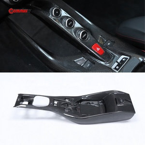 Kit intérieur en fibre de carbone sèche style OME pour boutons de commande centraux de voiture convertible, compatible Ferrari 812 Competizione - Product Image 1