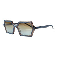 Gafas Bling Diamond Studded Starry Sky Square Gafas de sol Lentes Gradient Frame Material PC Colored Style Logo Lens