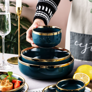 Vaisselle <span class=keywords><strong>de</strong></span> <span class=keywords><strong>table</strong></span> ronde verte brillante en céramique, ensembles <span class=keywords><strong>de</strong></span> vaisselle <span class=keywords><strong>de</strong></span> luxe <span class=keywords><strong>de</strong></span> noël royal avec bordure dorée, vente en gros - Product Image 5