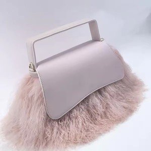 Borsa in Vera Pelle <span class=keywords><strong>con</strong></span> Interno in Montone |   Borsa da Donna in Vera <span class=keywords><strong>Pelliccia</strong></span> di Agnello |   Pronto per la Spedizione |   Consegna Rapida - Product Image 1