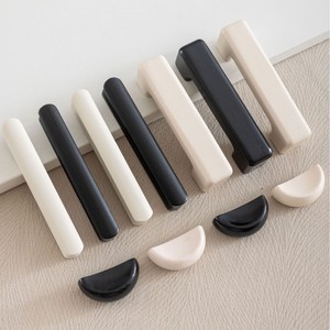 Maniglia per Cassetto in Legno Massello Opaco Personalizzata - Pomello Verniciato per Mobili per Bambini, Ante di Armadi, Guardaroba e Cucina - Product Image 4