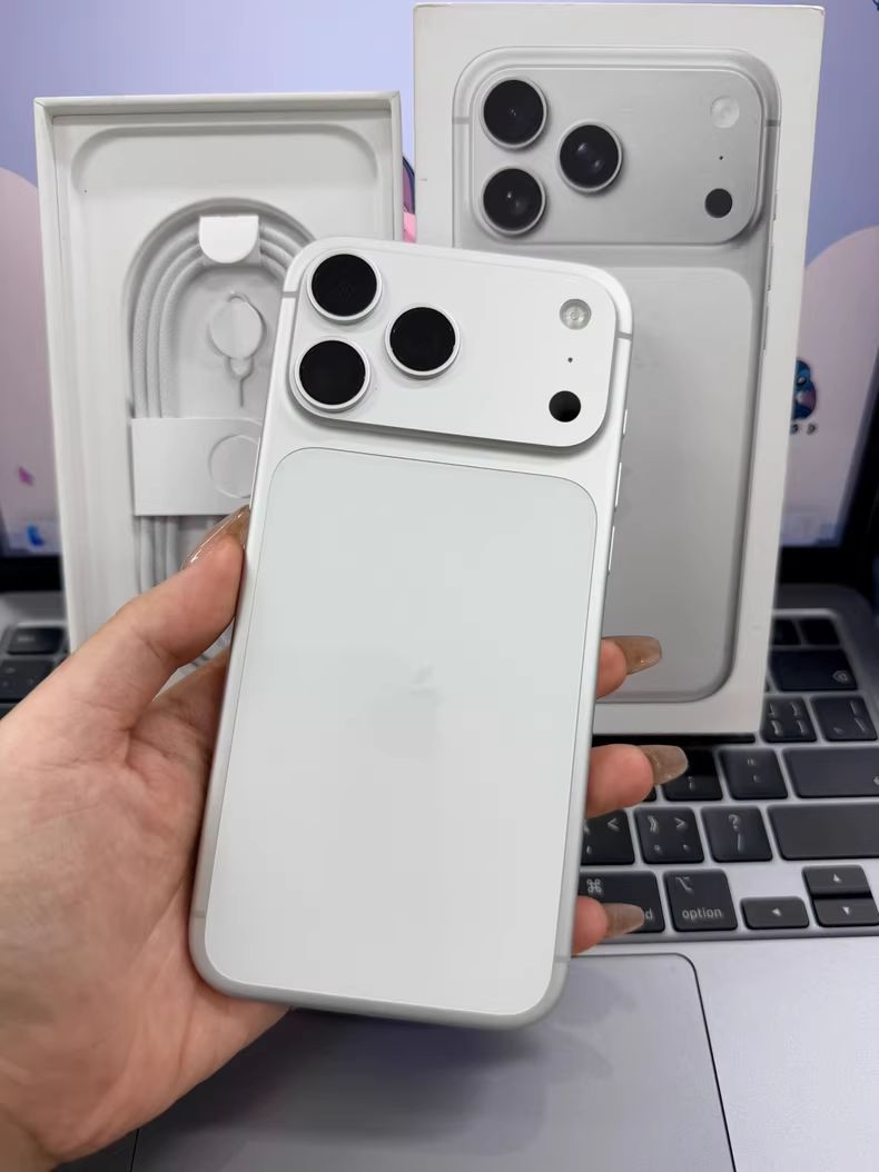 iPhone 17 Pro Max