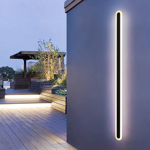 ไฟติดผนัง LED แบบเส้นตรงกันน้ำสำหรับภายนอกอาคาร สไตล์นอร์ดิก เหมาะสำหรับประตู โรงแรม สวนภายนอก ระดับการป้องกัน IP65 - Product Image 5