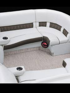 Bateau de croisière de pêche en aluminium avec pont flottant sportif 27 pieds Moteur hors-bord 200 CV - Product Image 4