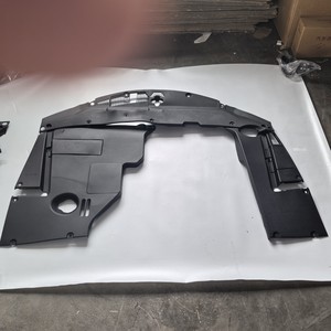 Panel Superior de Reemplazo para Parachoques Delantero Toyota 10 ES240, Material PP, con Recorte para Faros Antiniebla - Product Image 1