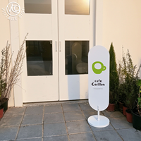 Panneau de café double face personnalisé de 150 cm en bois et métal, autoportant avec base ronde, logo imprimé UV pour café
