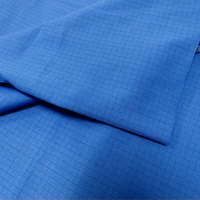 Tissu sergé antistatique ESD 7 mm en polyester-coton teint en fil pour vêtements de travail/vestes/costumes de sécurité pour garçons et filles