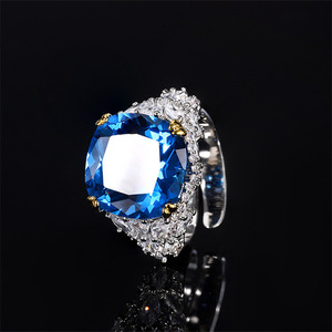 Anillo Cuadrado Retro de Alta Gama 2024, Chapado en Oro sobre Cobre, con Simulación de Corindón, Corte Nido de Pájaro, para Mujer, 14*14 - Product Image 6