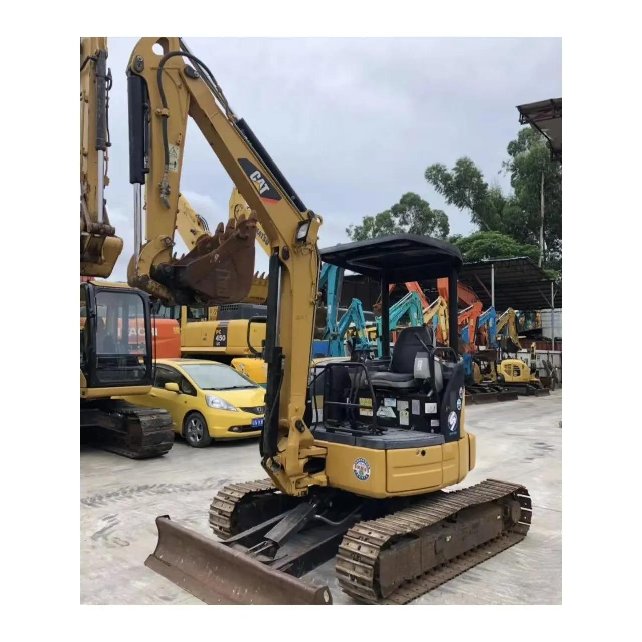 Annual promotion used original CAT 35 excavator for sale cheaply made in Japan
