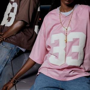 ملابس رياضية مطبوعة من مصنع معتمد من BSCI، قميص كرة قدم أمريكية عالي الجودة بتصميم مخصص وطباعة ثلاثية الأبعاد بارزة وتطريز - Product Image 2