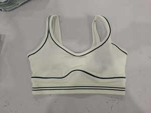 Lüks dikişsiz Yoga setleri spor giyim kadınlar için 2 parça sutyen Legging şort özel etiket Spandex aktif aşınma tayt - Product Image 2