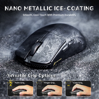 Souris de jeu sans fil tri-mode ATTACK SHARK R11ULTRA, coque en fibre de carbone, PAW3950MAX, 42000 DPI, taux de polling 8000 Hz, ultra-légère 49 g