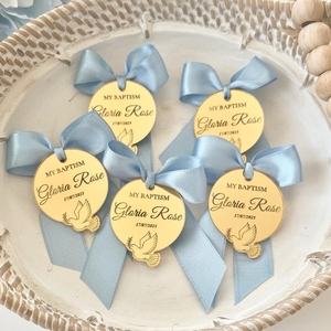 Pendentif de baptême personnalisé, nom et date gravés, charme en acrylique en forme de <span class=keywords><strong>colombe</strong></span>, fait main, idée cadeau souvenir, baptême, Noël - Product Image 1