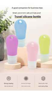 Ensemble de bouteilles de voyage en silicone de haute qualité avec fermeture éclair, tubes souples pour shampoing, savon liquide, lotion - Product Image 4