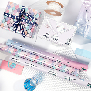 Alta calidad, venta al por mayor, 80g, papel tisú metálico para el Día de San Valentín, 43*300cm, regalo, embalaje personalizado de lujo, rollo de papel de regalo - Product Image 1