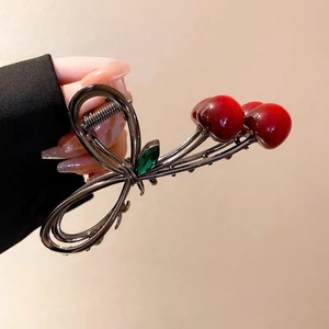 Pinzas elegantes para el pelo de <span class=keywords><strong>Metal</strong></span> cereza para mujer, pasadores de moda coreana, pinzas grandes para el pelo de tiburón con cola de caballo para niñas - Product Image 4