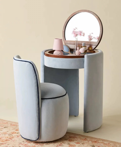 Eccezionale Toeletta Italiana Dilly Dally con Specchio e Cassetti, Scrivania per Trucco in Legno, Comò di Lusso per Camera da Ragazza - Product Image 2