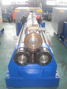Small Plate Conical Roll <b>Bending</b> <b>Machine</b> Rolling 3 Roller for 35mm 3 Roller Plate Rolling <b>Machine</b> for 35mm 3 Roller Plate Rollin - Product Image 3