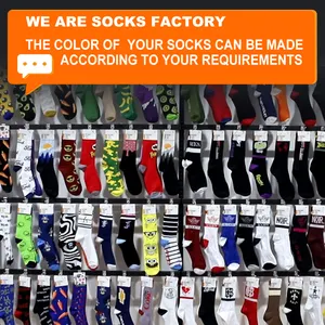 Großhandel individuelle gestrickte Basketball-Crew-Socken individuelle sportliche Unisex-Socken mit Designlogo