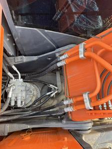 Excavatrice hydraulique Hitachi ZX200 d'occasion, 20 tonnes, sur chenilles, marque japonaise, à vendre - Product Image 5