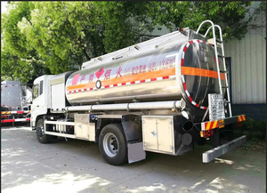 Camión Cisterna de Combustible para Aviación SmallJet A1 de 4x2, 5000 Litros, <span class=keywords><strong>10000</strong></span> Litros, 4m3, 10 M3 con Tanque de Aluminio en Venta - Product Image 6