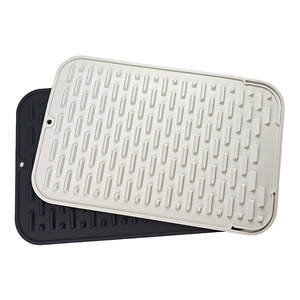 Alfombrilla de Silicona para Secar Platos, Libre de BPA, Segura, para Platos, Vasos y Utensilios de Cocina - Product Image 1
