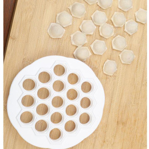 Moule à raviolis en silicone à 19 trous pour une préparation facile des raviolis, outil de cuisine - Product Image 2