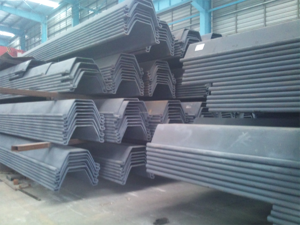 Perfil de acero laminado en caliente Sección U SY295 SY390 Pila de chapa de acero - Product Image 3