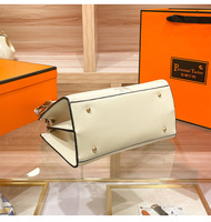Sac fourre-tout à bandoulière en cuir PU d'été à la mode pour femmes Mini coeur Design avec lettre décoration sangle unique pour dames filles
