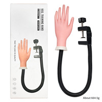 Main d'entraînement professionnelle en silicone et plastique de haute qualité pour la pratique des ongles en acrylique