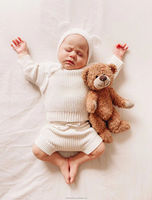 Ensemble 2 pièces pour bébé personnalisé, neutre, en tricot 100% coton épais, pull à manches longues uni et bloomers assortis pour l'automne