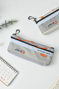 كيس قلم شبكي رمادي خفيف يسمح بالتهوية ، حامل قرطاسية لإغلاق الرباط قابل للتعديل لأقلام الكتابة - Product Image 6