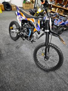 Moto tout-terrain 125cc 4 temps à essence, <span class=keywords><strong>mini</strong></span> moto de cross, moteur puissant, démarrage électrique, freins hydrauliques pour adolescents et adultes, utilisation en extérieur - Product Image 1