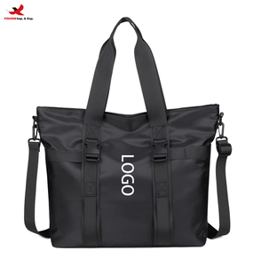 Sac de voyage et de sport grande capacité personnalisé avec fermeture éclair, idéal pour les commandes en gros et les ensembles variés (RTS) - Product Image 1