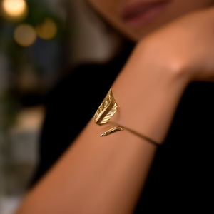 Orecchini a polsino con piume E2699, placcati oro, in lega di zinco, stile vintage, gioielli unisex - Product Image 2