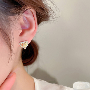 Orecchini a perno in metallo a forma di cuore, stile francese, con volant, gioielli chic per le orecchie, accessori eleganti di design per donna, da indossare tutti i giorni, regalo per feste - Product Image 3