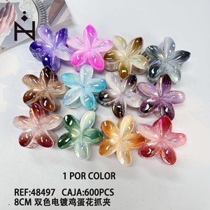 Fermaglio per capelli a forma di fiore di frangipani bicolore elettroplaccato da 8 cm - Product Image 1