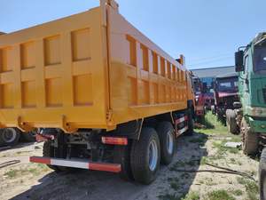 Camion à benne basculante Howo 6x4 8x4 Diesel automatique camion lourd d'occasion avec caméra arrière moteur Weichai Euro 4 émission LHD RHD livraison gratuite - Product Image 2