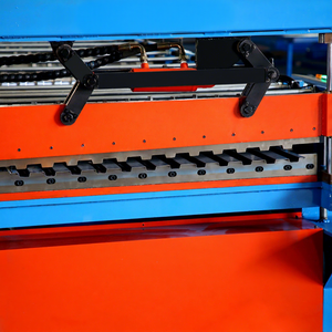 中国制造高级钢架车库型材滚压成型卷帘门机 - Product Image 2