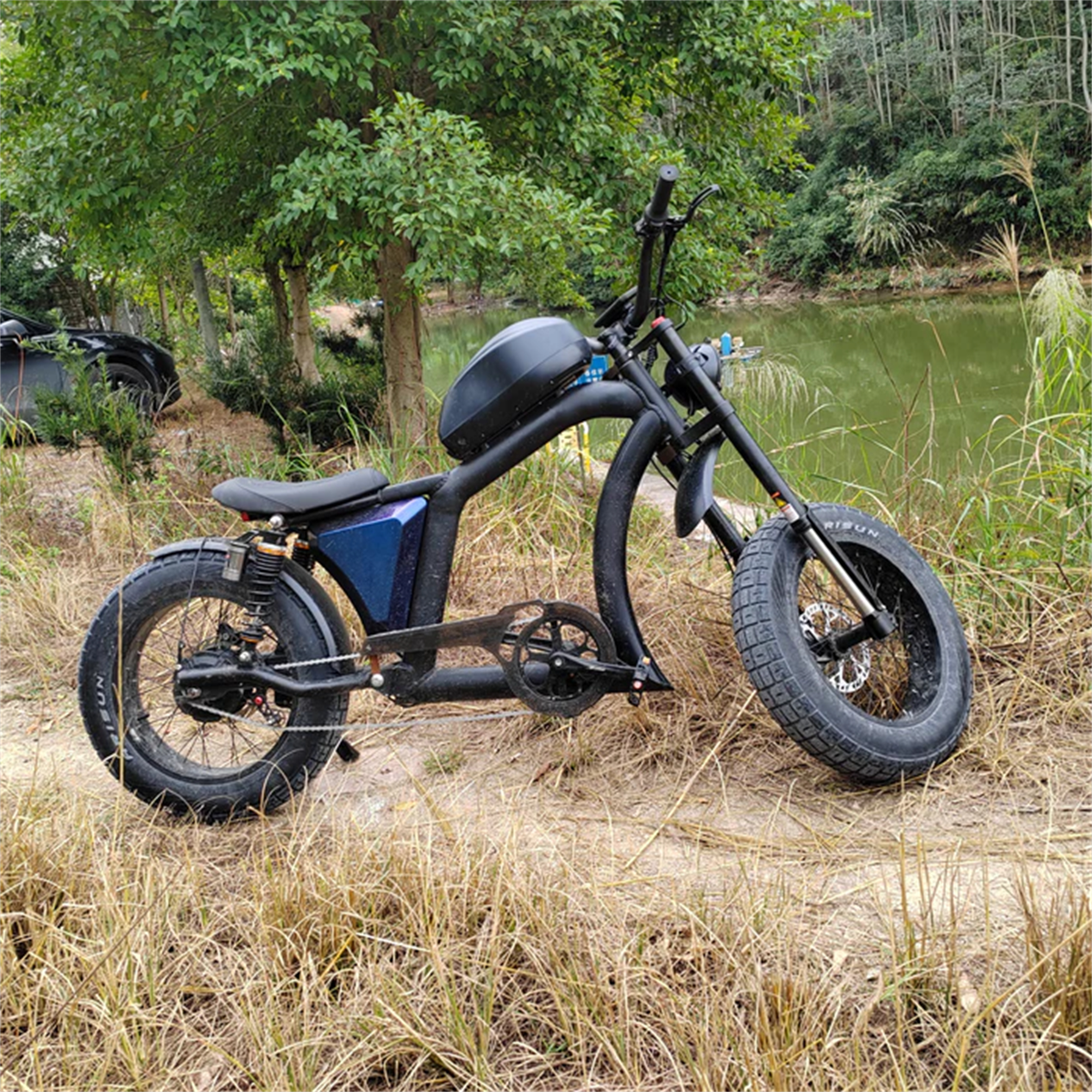 チョッパーオフロードバイクFT02 MINI 500Wモーター48V22.5AH速度25KM